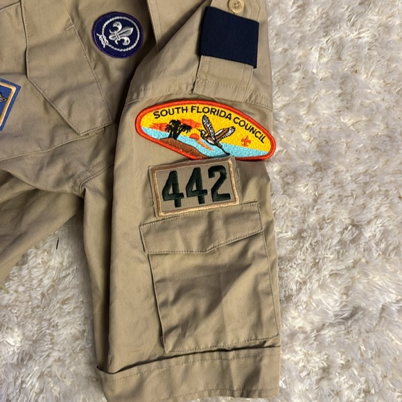 Boy Scouts of America Short Sleeve Uniform Shirt Youth Medium Beige Patches - Picture 3 of 6